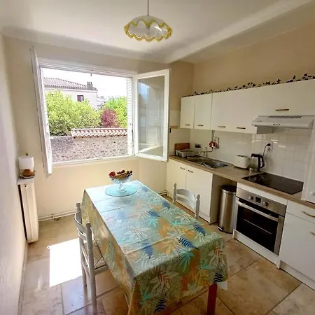 Beausoleil - Terrasse De 45 M2 * Prades (Pyrenees-Orientales)